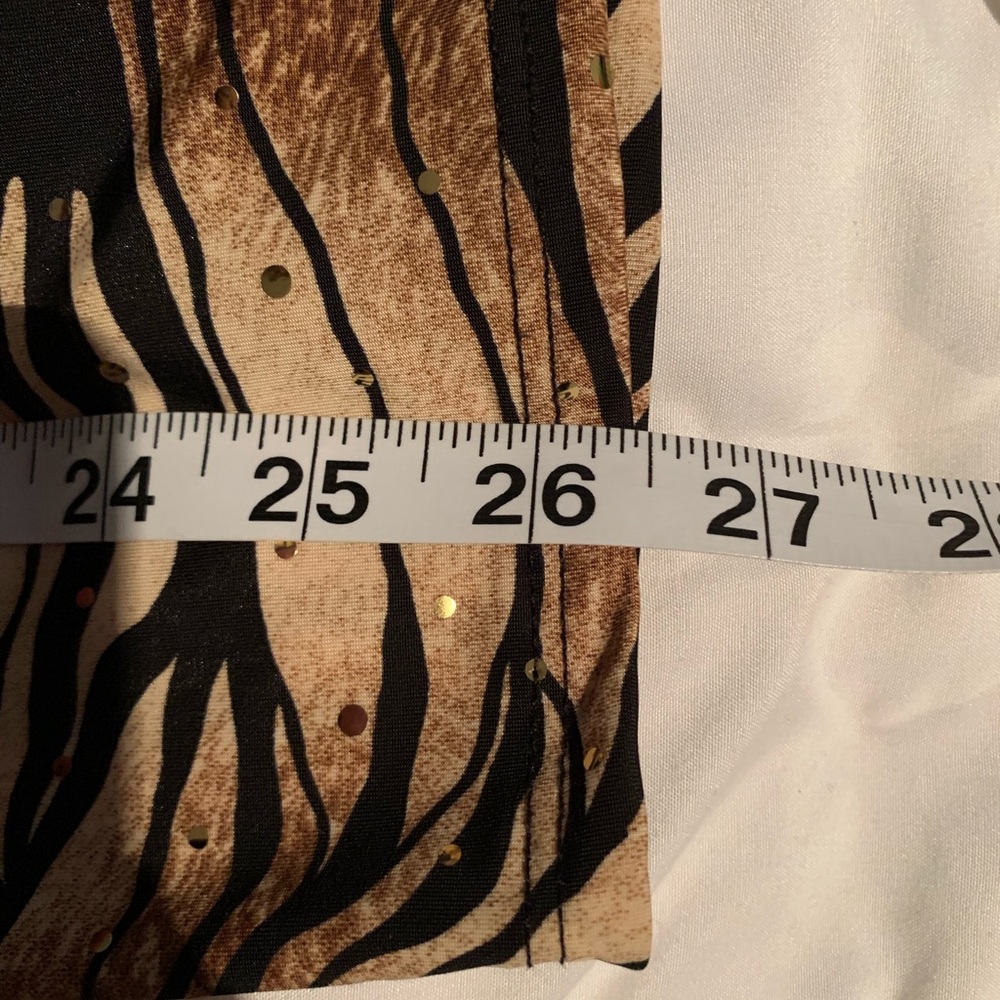 Essentials Skirt - Picture 5 of 5